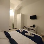 Le Di Suleima Pensión *