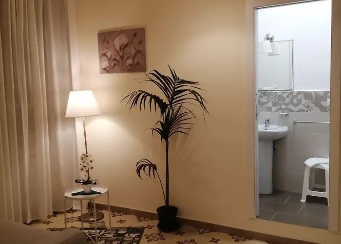 Le Camere Di Suleima בית הארחה