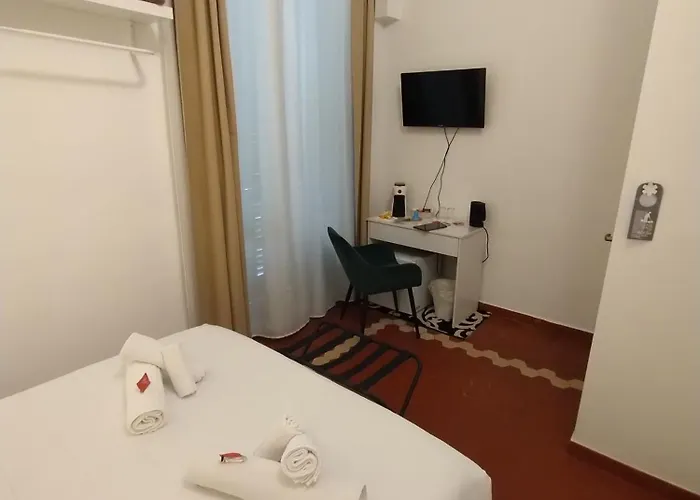 Le Camere Di Suleima בית הארחה